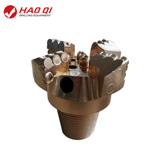 PDC drag bit 5 3/4" (146mm) 4 wings
